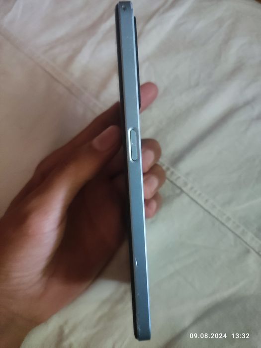 Oppo a57s, чехол в подарок