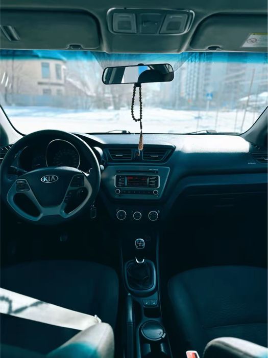 Продам киа рио цена без торга