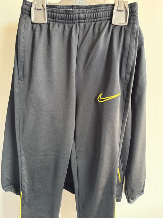 Детски анцунг Nike