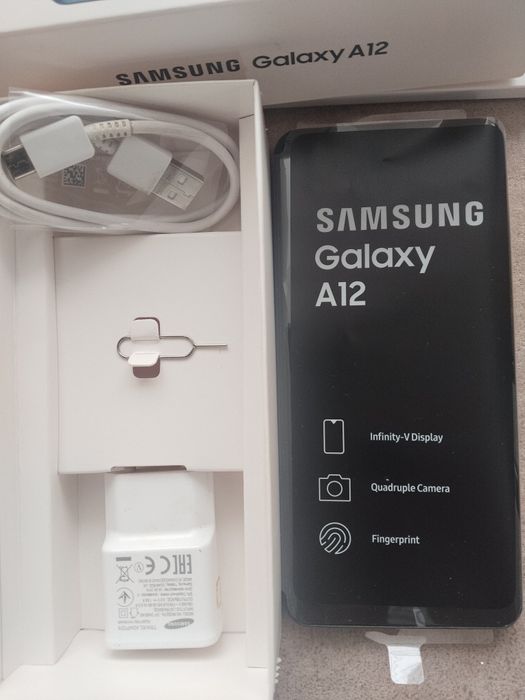 Продам смартфон Самсунг Галакси А12