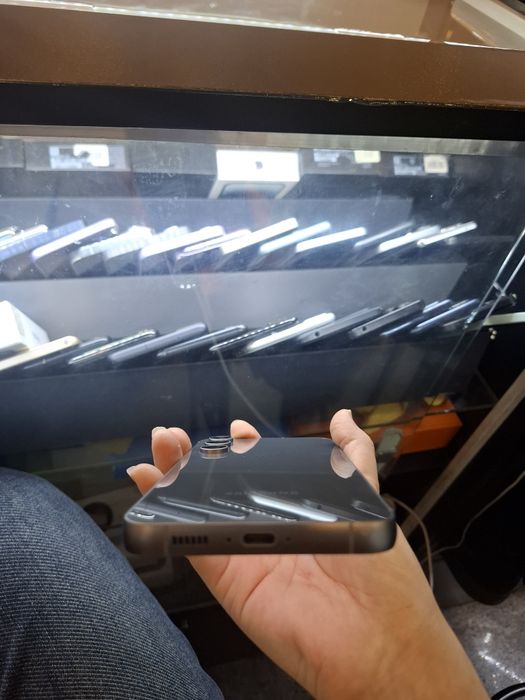 Samsung S23 FE 8/128 gb