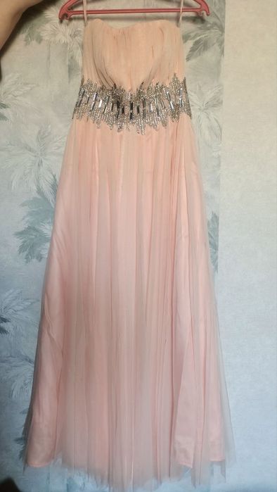 Продам вечернее платье б/у