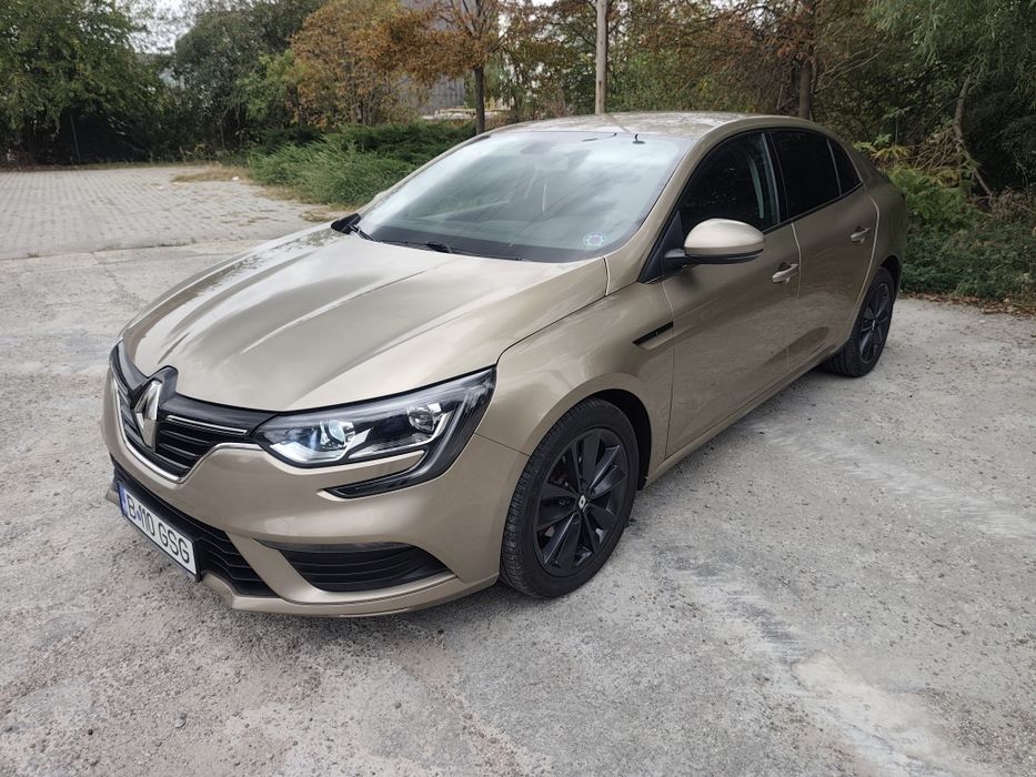 Renault Megane IV Sedan 1.3 TCe 116 CP – 2019 – 64.000 km – proprietar