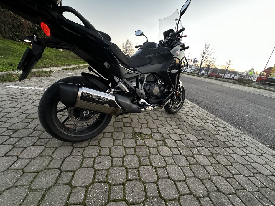 Honda NT1100 Manual