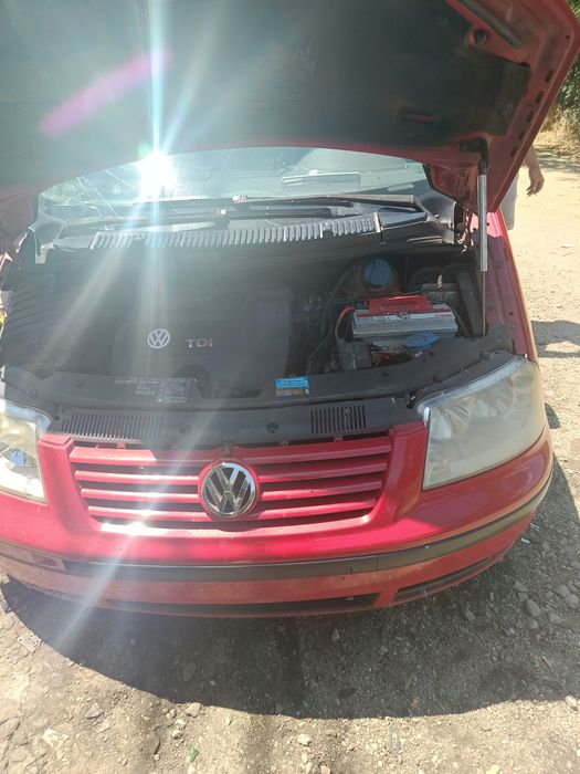 VW Sharan 1.9 116 к.с. 2002 г. – на части

Автомобилът е ударен отпред вдясно.
Двигателят работи отлично, всичк