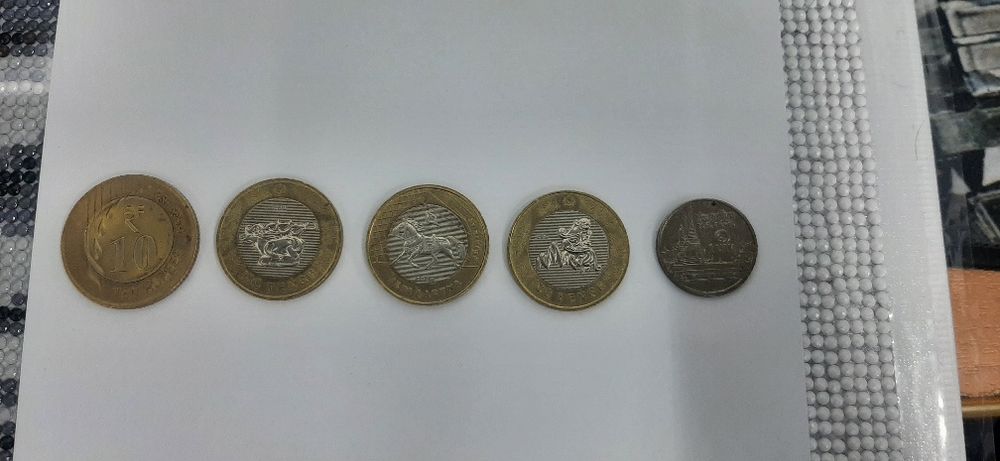 Продам коллекционные монеты