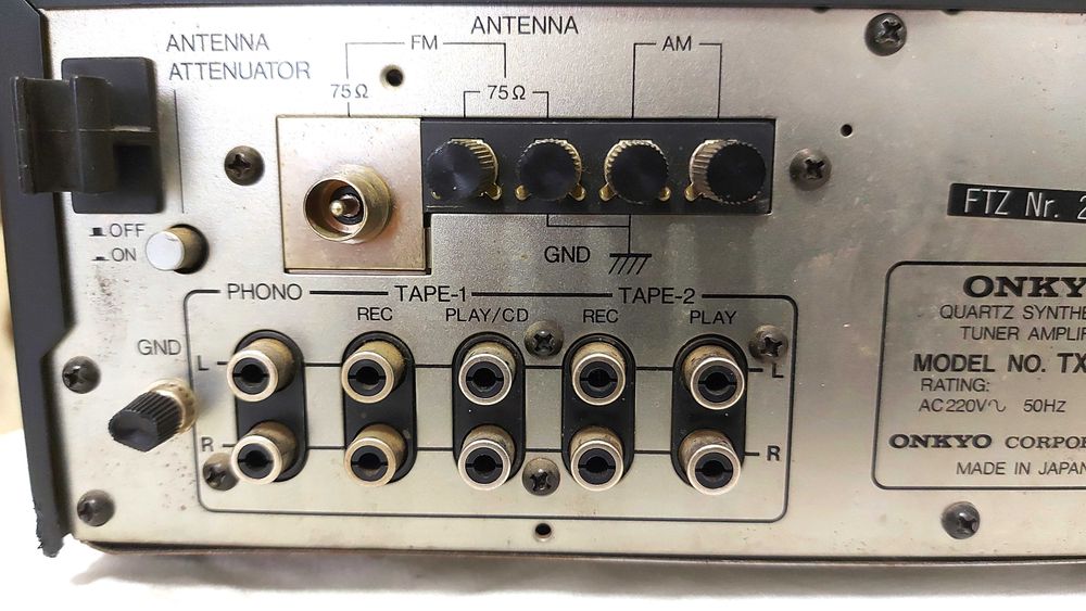 Onkyo TX 300 Amplificator cu radio