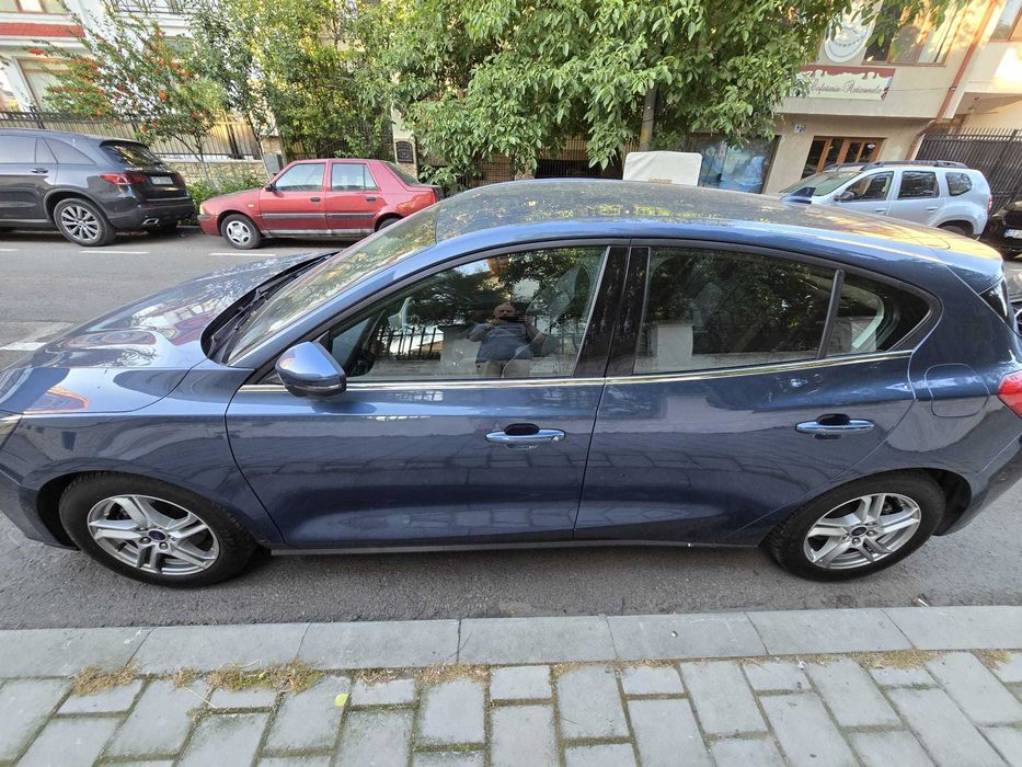 FORD Focus 2021 — imagine 4