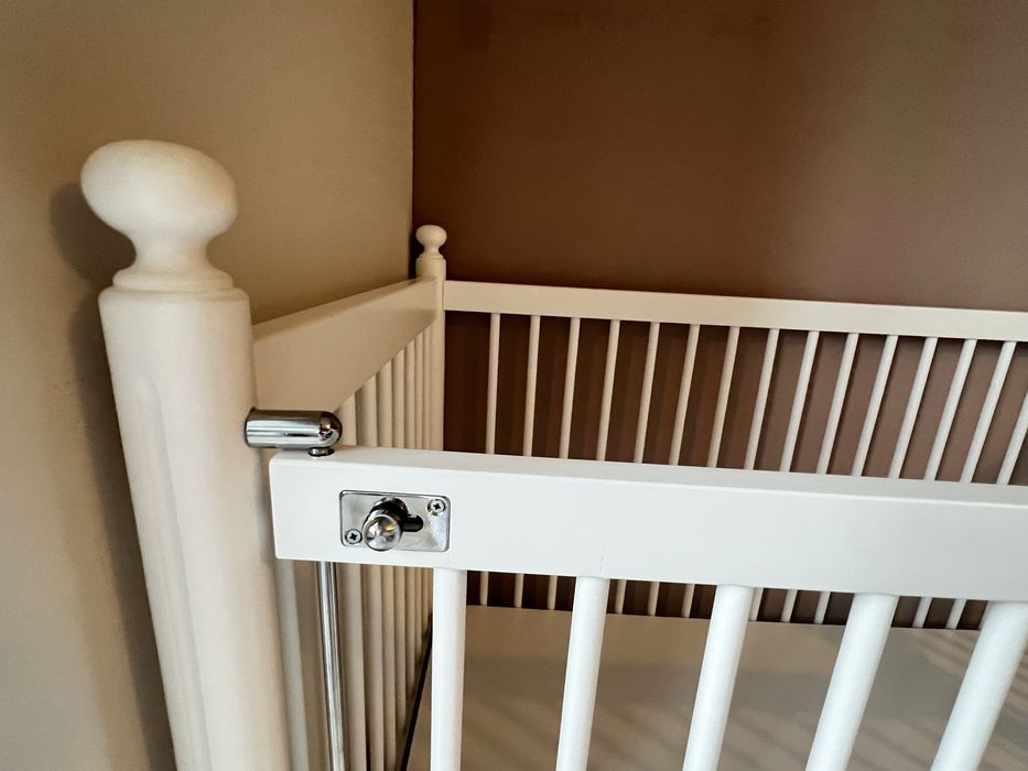 Дървено бебешко легло с люлка Azaria Mondo 60*120