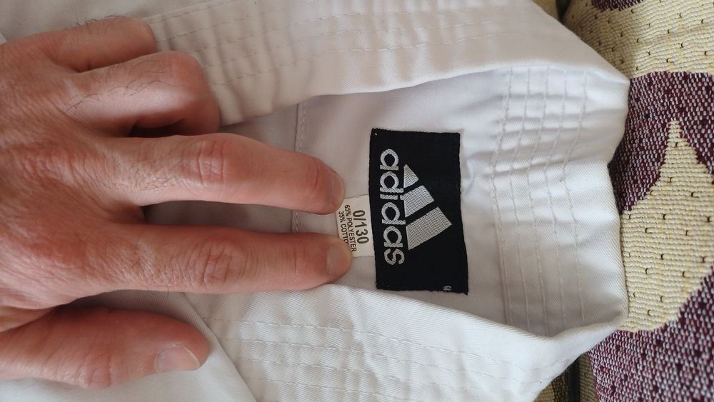 Продам кимоно в хорошем состоянии.