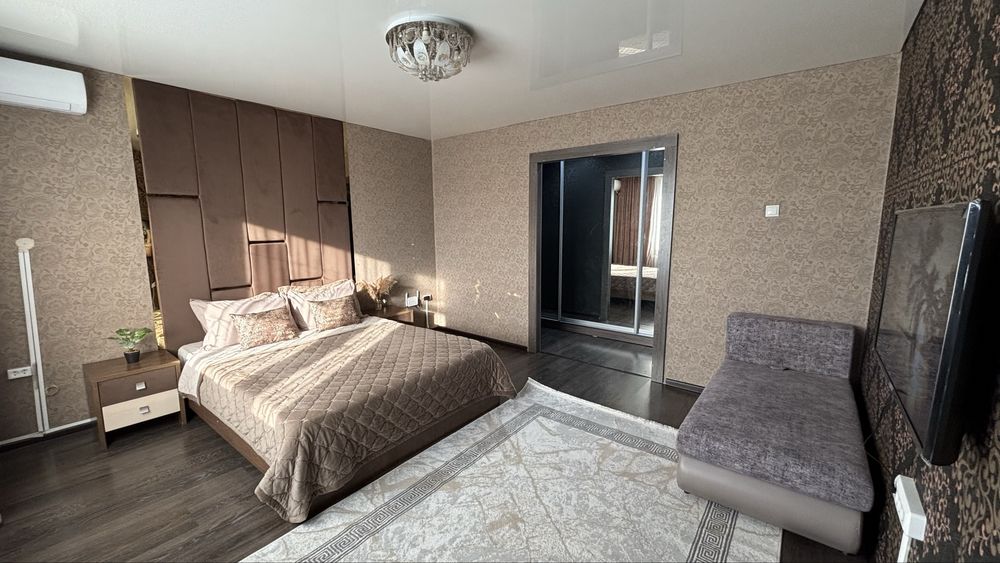 Сдам посуточно 1 ком люкс центр