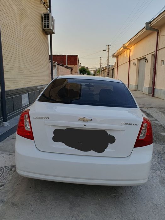 Gentra , oq , 2015 .