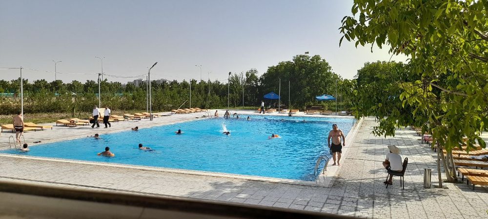 Basseyn va Mehmonxonaga administrator ishchi kerak