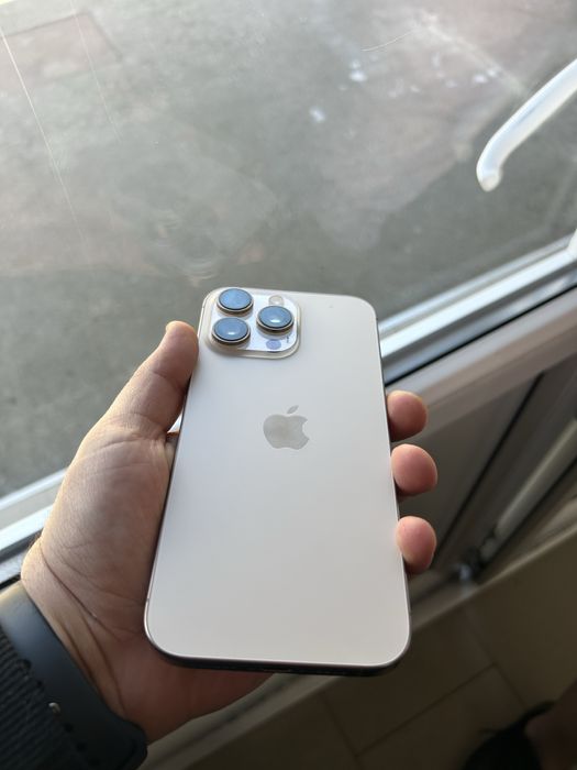 iPhone 16 pro max 256 gb desert titanium
