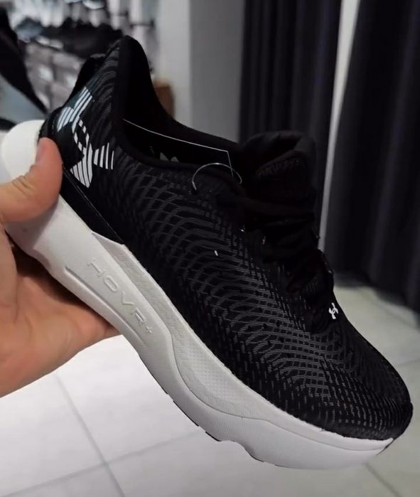 Under armour кроссовки
