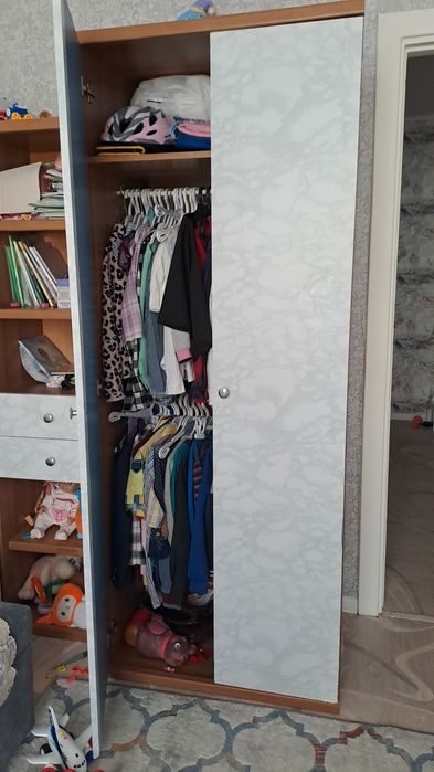 2 шкафа можно в детскую комнату