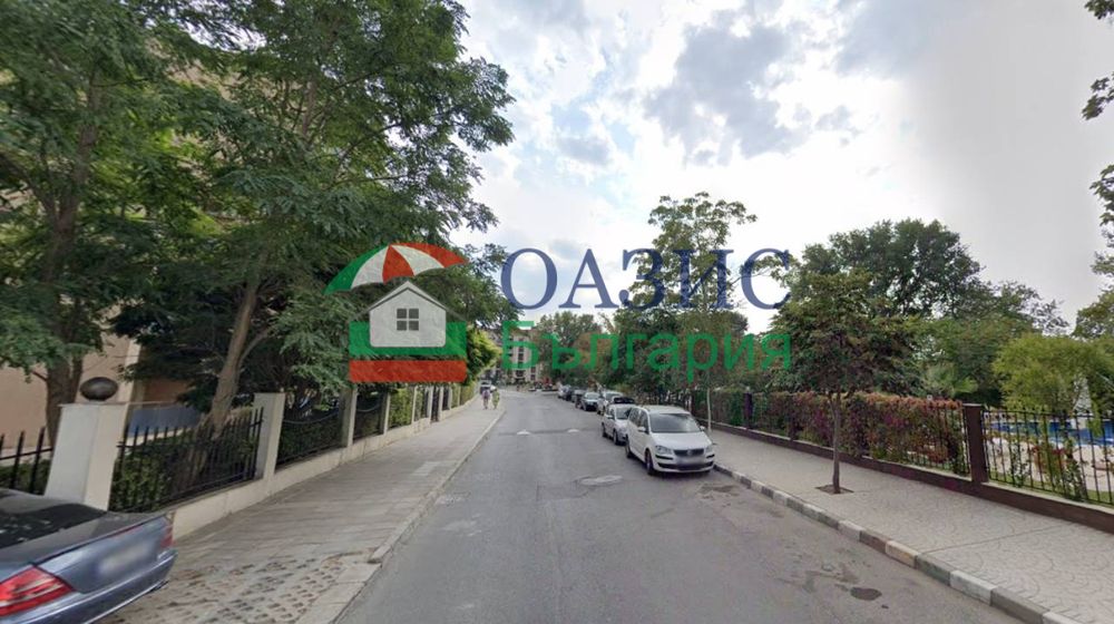Апартамент с 1 спалня в комплекс "Вила Ария", Слънчев бряг, 137.7 кв.м,
