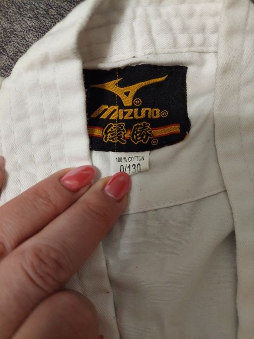 Продам кимоно и защиту!!!