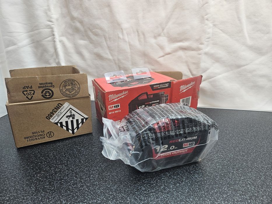 Acumulator Milwaukee M18 HB12Ah, High Output, NOU, NEFOLISIT