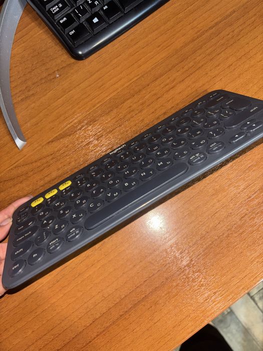 Клавиатура Logitech