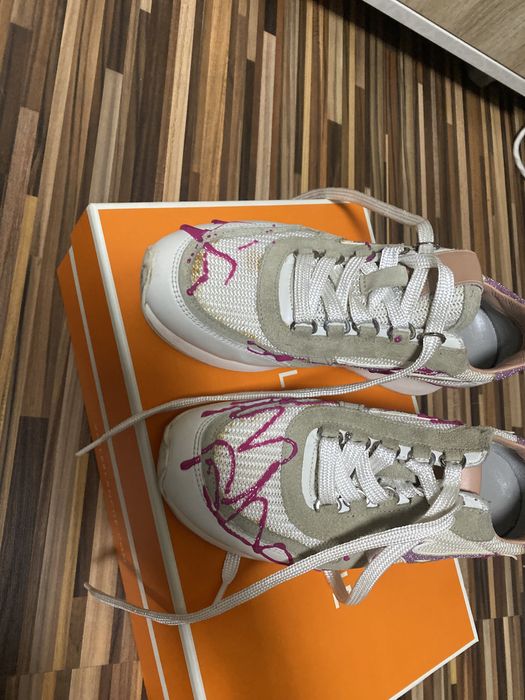 Adidasi Mizuno originali