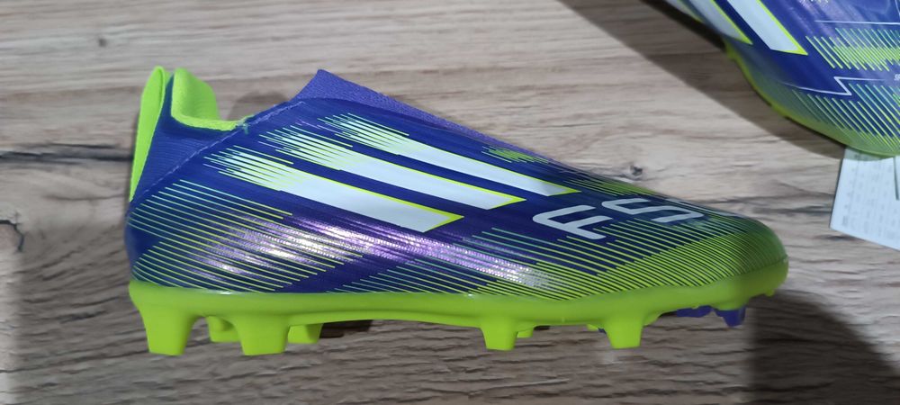 Детски бутонки ADIDAS F50