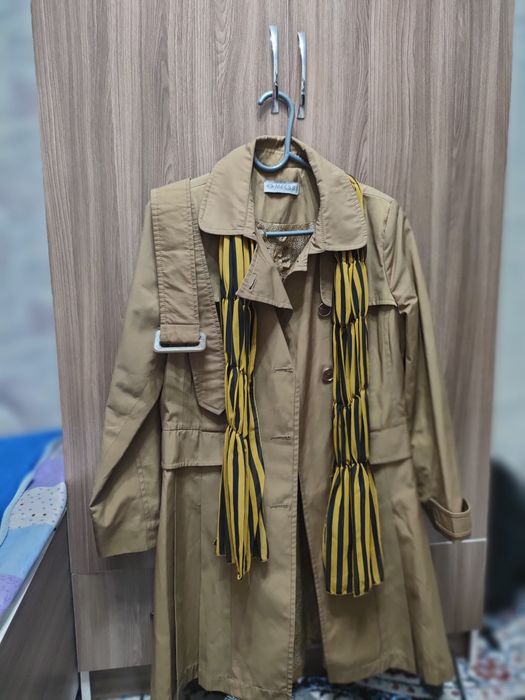 Верхний одежда плащь