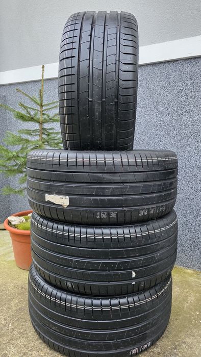 Vand 4 cauciucuri Pirelli Pzero 255 35 R19 Run Flat dot 2025 Noi