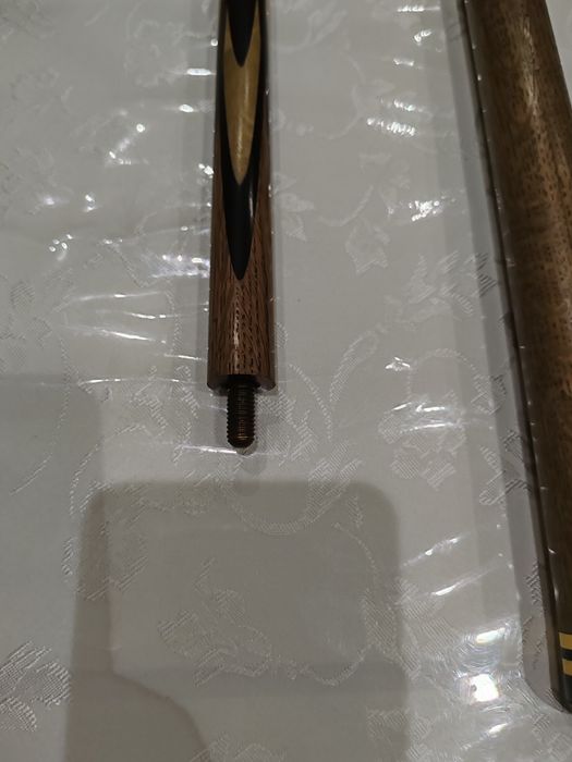 Продам Бильярдный кий