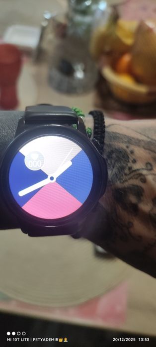 часовник смарт"Smart watch"