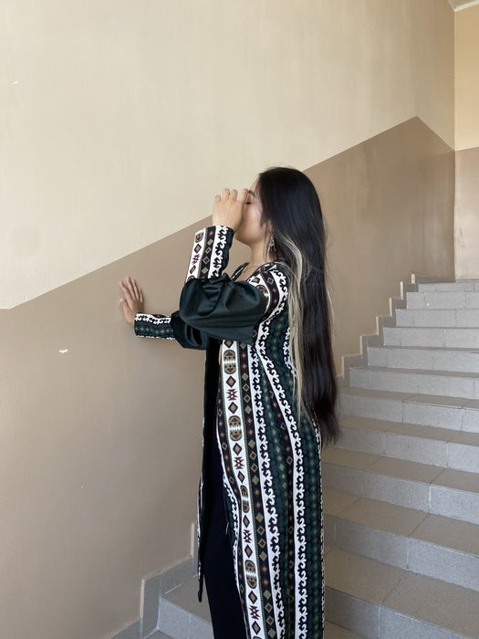 Стильный этно шапан