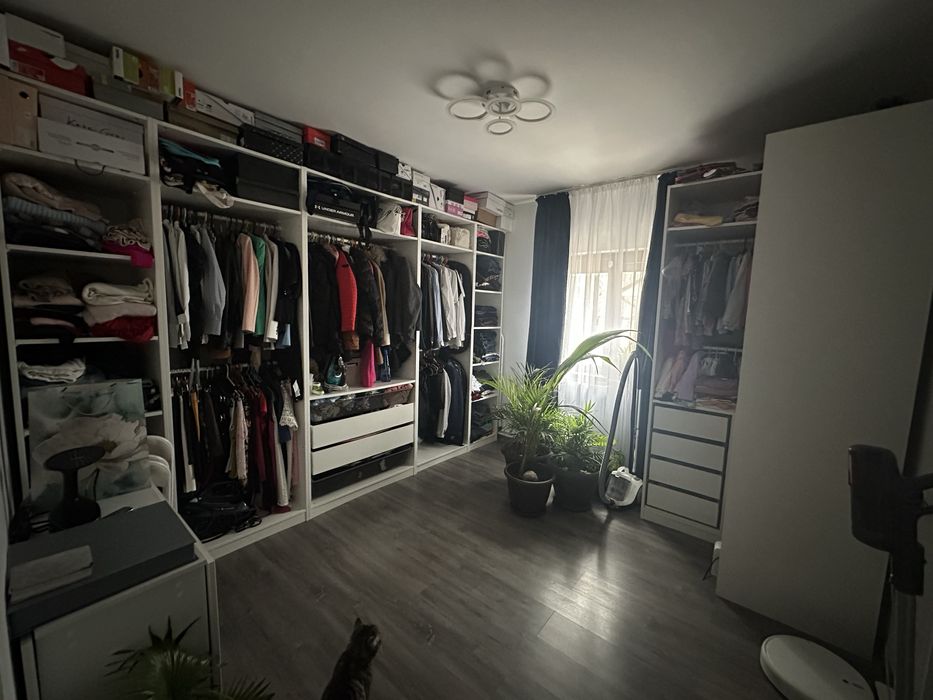 Casa cu 4 camere, pod mansardabil, Navodari