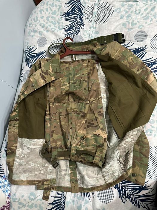 Военный форма неношенный