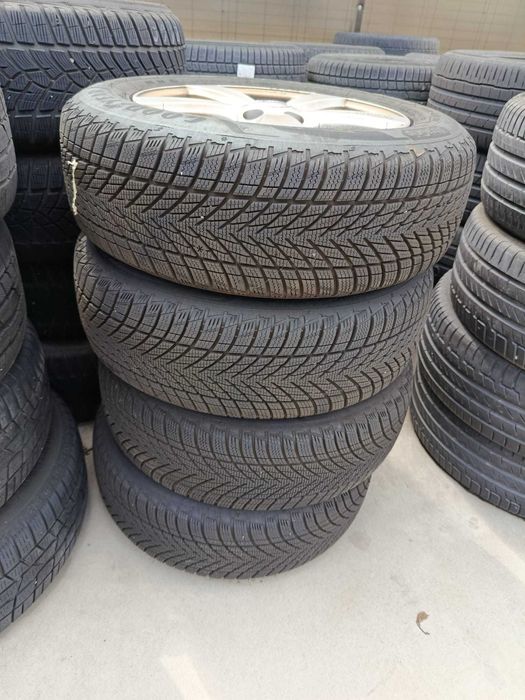 Jante Roti Ford Mondeo Cauciucuri Iarna 215 60 16 5x108