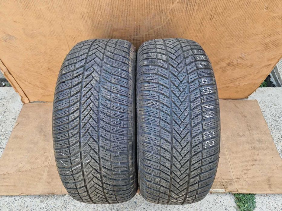 2 Bridgestone R19 255/55 Зимни гуми  DOT4122