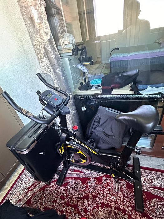 Велотреножер новый