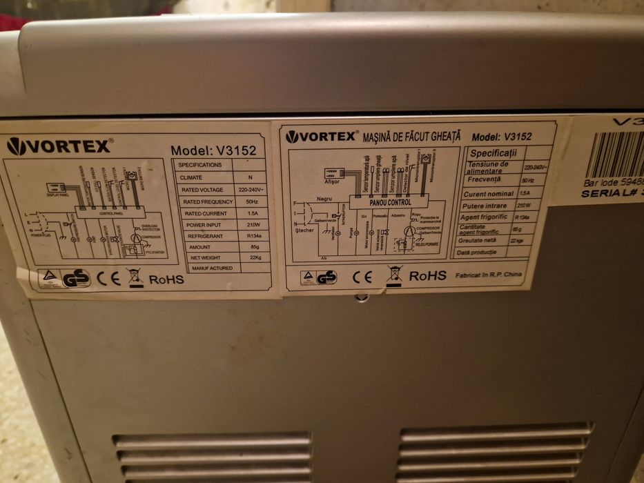 Mașină de făcut gheață profesională, la un super preț!