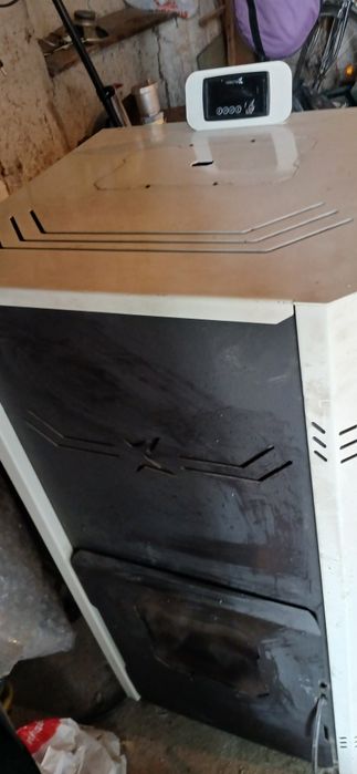 Пелетна камина Firestar  W15
Модел Firestar  W15 (15 kW).