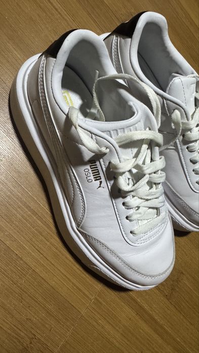 Adidași puma purtati o singură dată