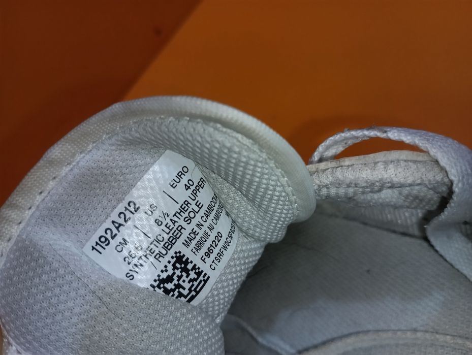 Asics Japan N 40 кожени