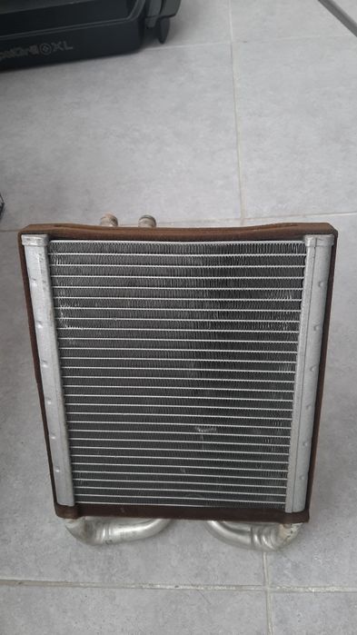 Продам радиатор печки на хундай элантра