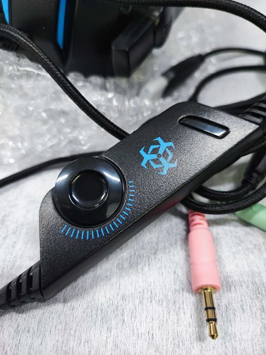 Căști gaming Hunterspider V-3 cu LED, sunet imersiv, noi