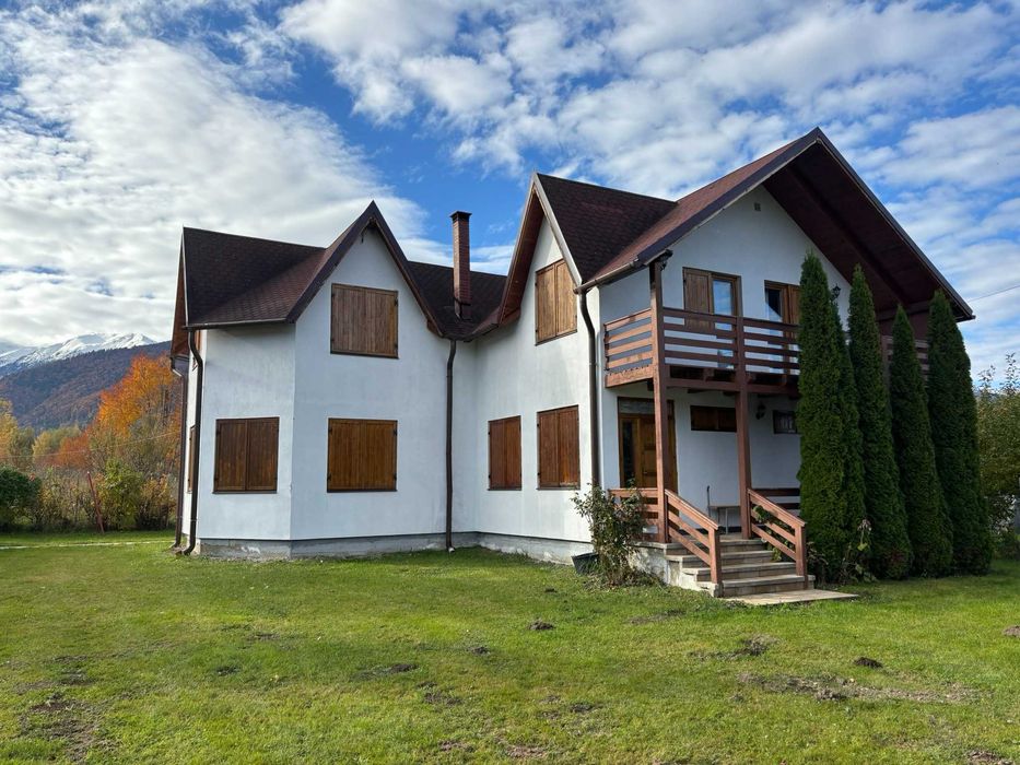 Casă la munte cu priveliște și calitate superioară.Dejani, Jud. Brasov