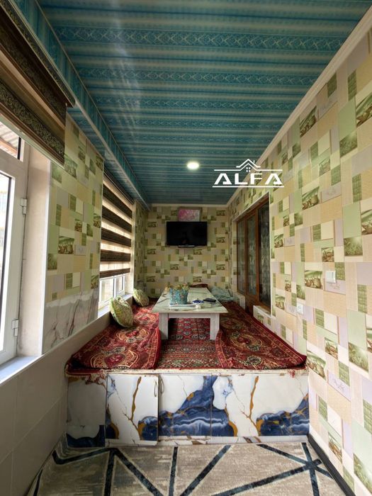 3 xonali 87 m2 3-qavat sotiladi