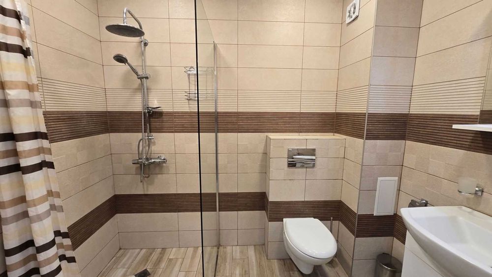 Дава се под наем Двустаен апартамент в Варна, Автогара - 80 кв.м за 500 € - Снимка #8