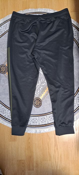 Pantaloni adidas originali