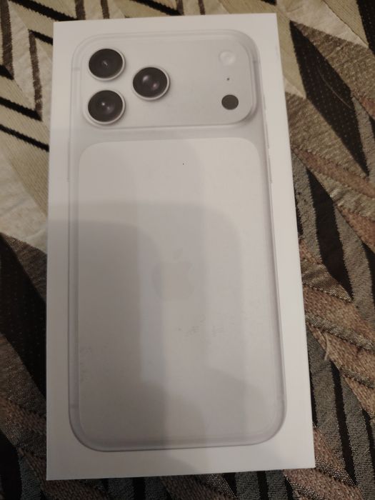 Срочно Продам IPhone 17 ProMax Айфон