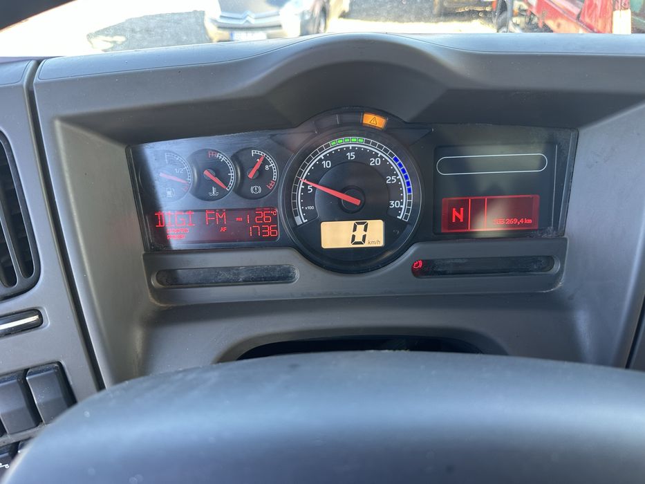 Gunoiera renault premium