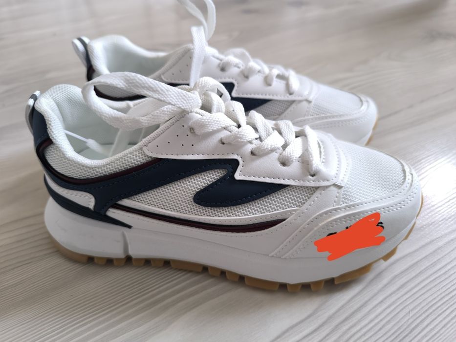 Маратонки 36 номер