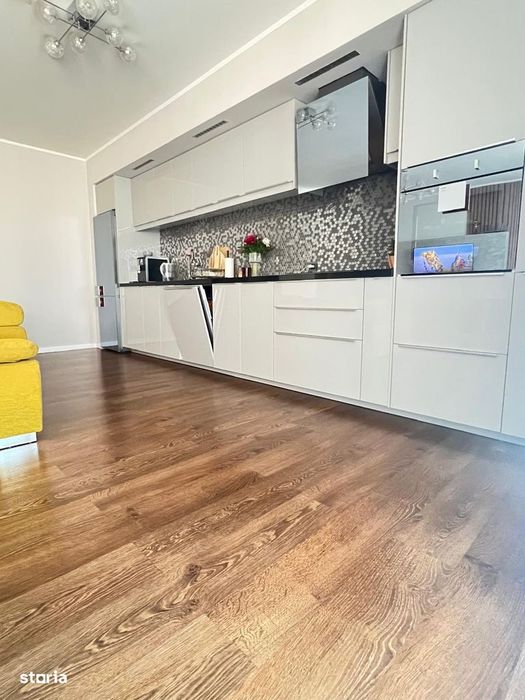 Apartament superb Ared/Oradea Prima shops/3 camere/terasa/parcare/boxa